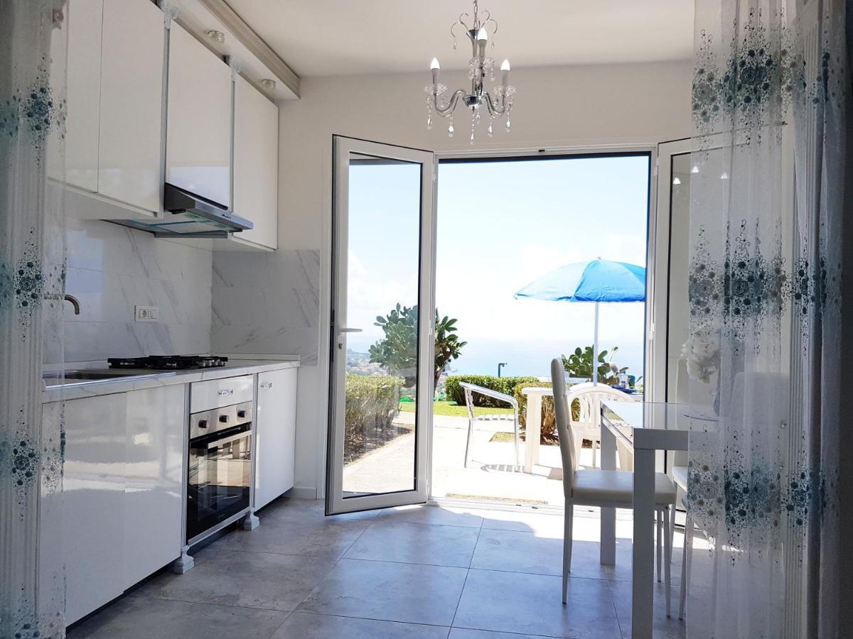 Appartement Blue Diamond à Parghelia Extérieur photo
