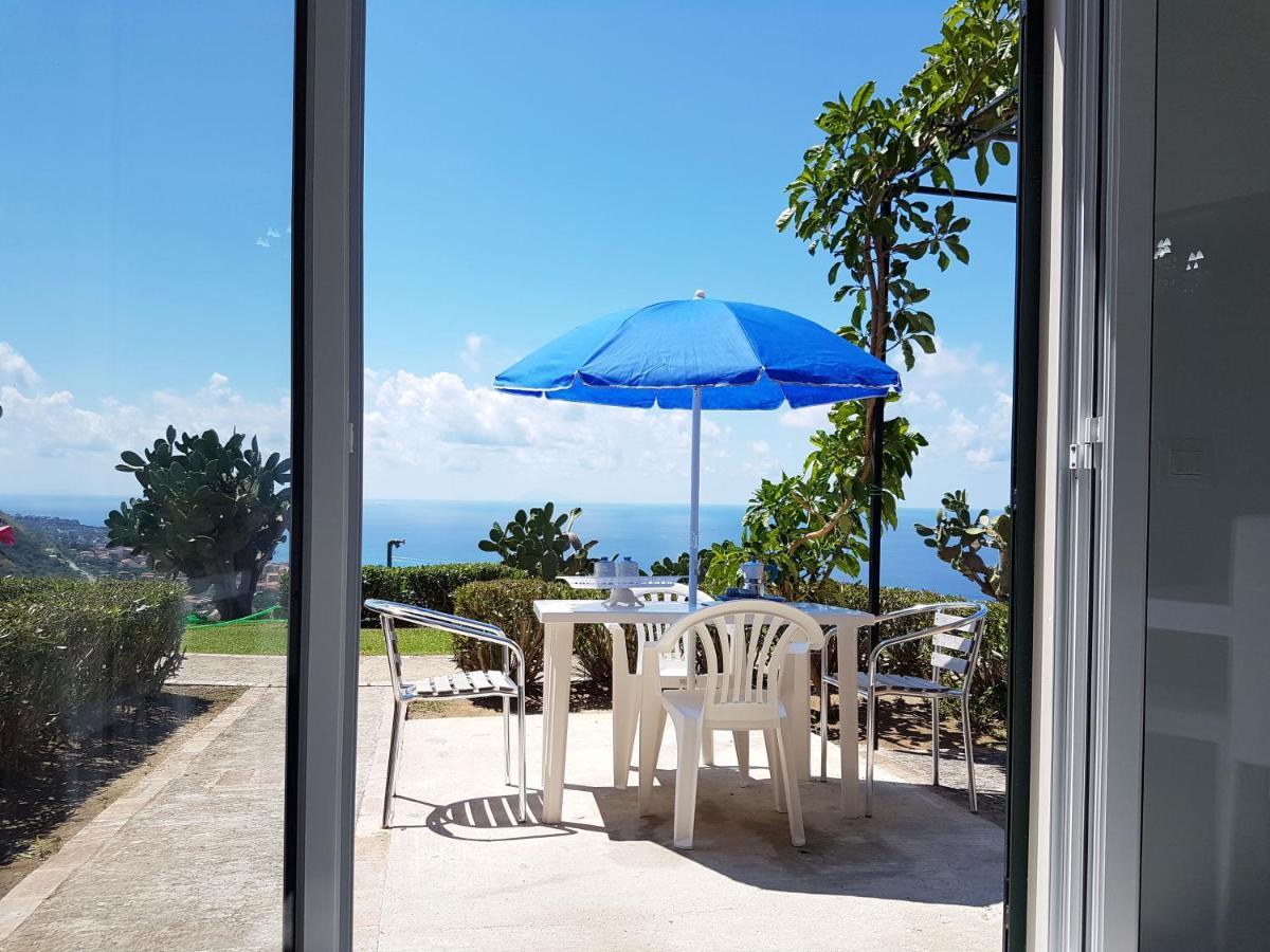 Appartement Blue Diamond à Parghelia Extérieur photo